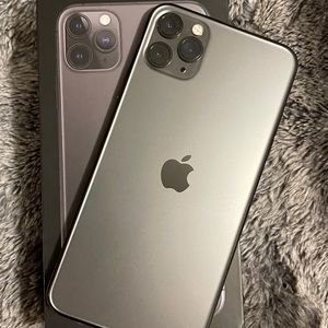 iPhone 11 Pro Max unlocked